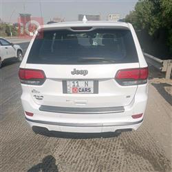 جیپ گراند شیرۆکی